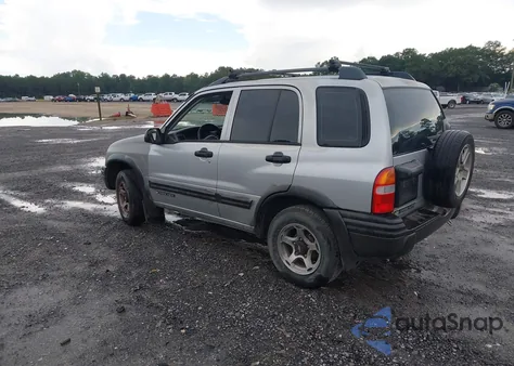 2001 Chevrolet Tracker Hard Top Zr2 from USA, damaged, VIN 2CNBJ734416921249